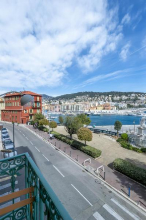 Quartier du Port, jolie 2 pièces avec vue Mer